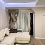 Luxury 7 At Square 21 Tiran