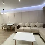 Luxury 7 At Square 21