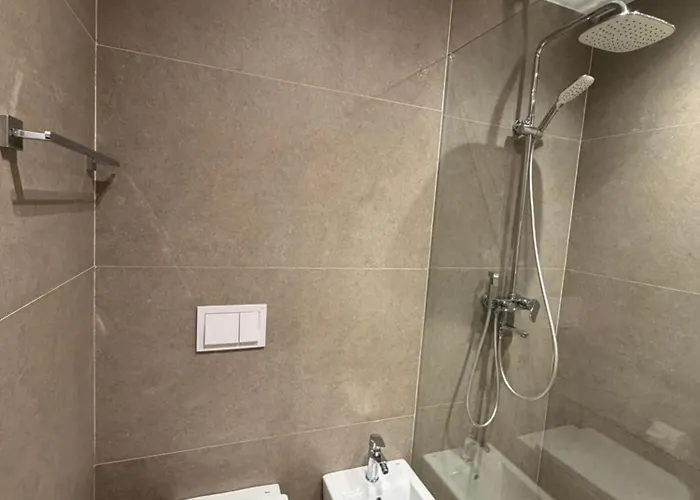 Luxury 7 At Square 21 Tirana