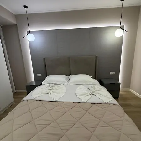 Lägenhet Luxury 7 At Square 21 Tirana