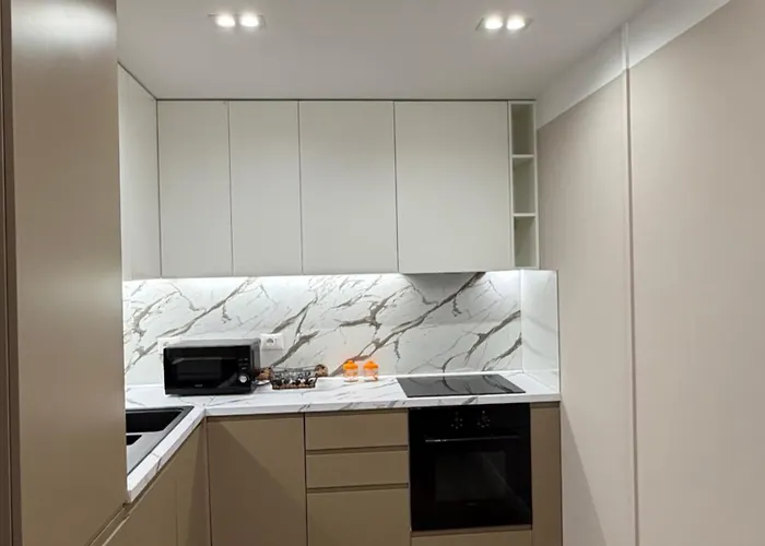 Luxury 7 At Square 21