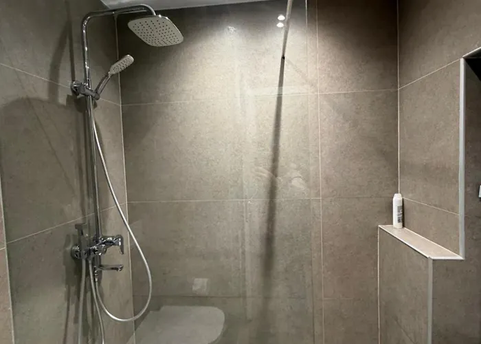 Luxury 7 At Square 21 * Tirana